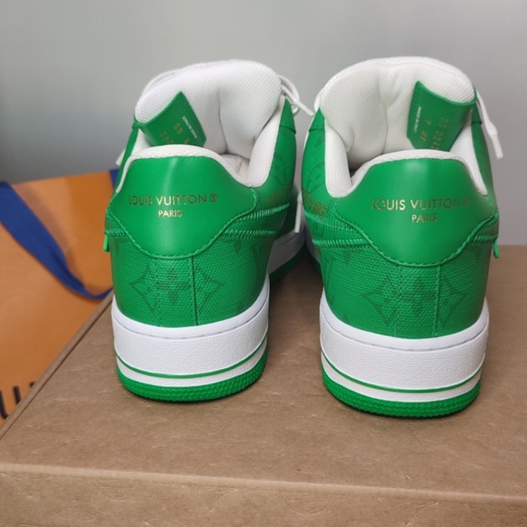 LOUIS VUITTON NIKE SNEAKERS - Picture 8 of 9